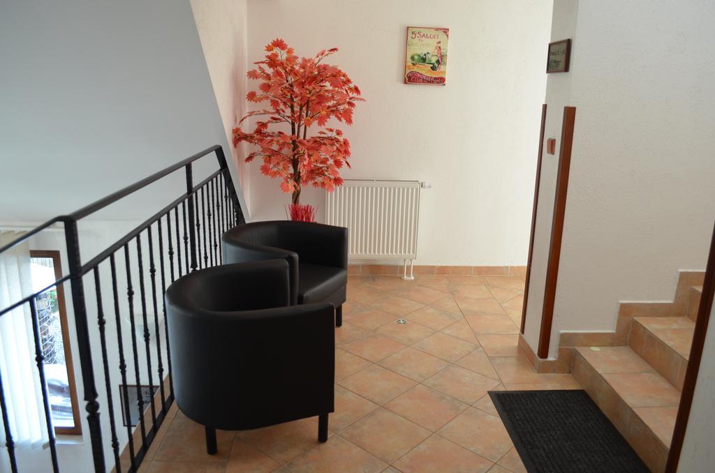 Hotel U Kapra Lázně Bělohrad Habitación foto