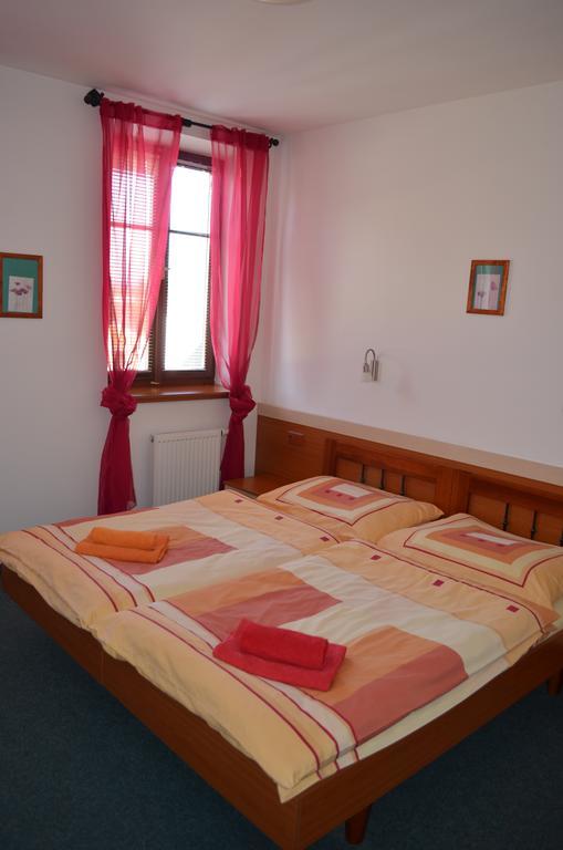 Hotel U Kapra Lázně Bělohrad Habitación foto