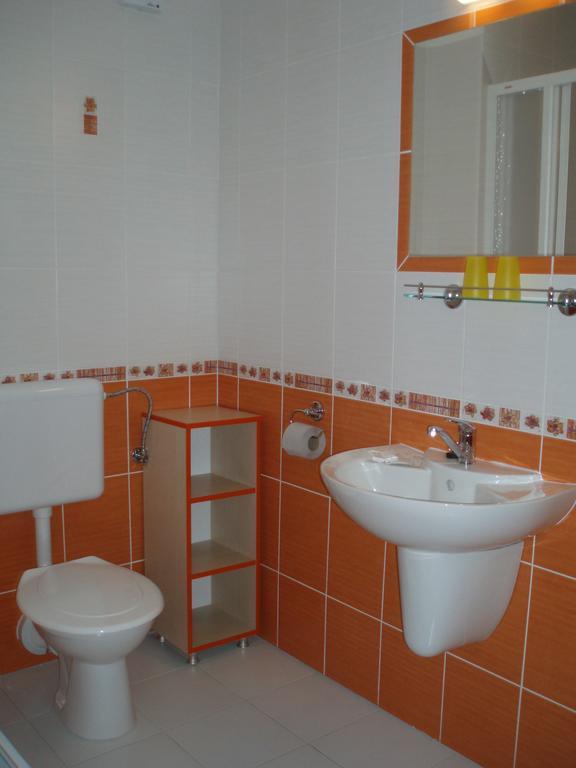 Hotel U Kapra Lázně Bělohrad Habitación foto