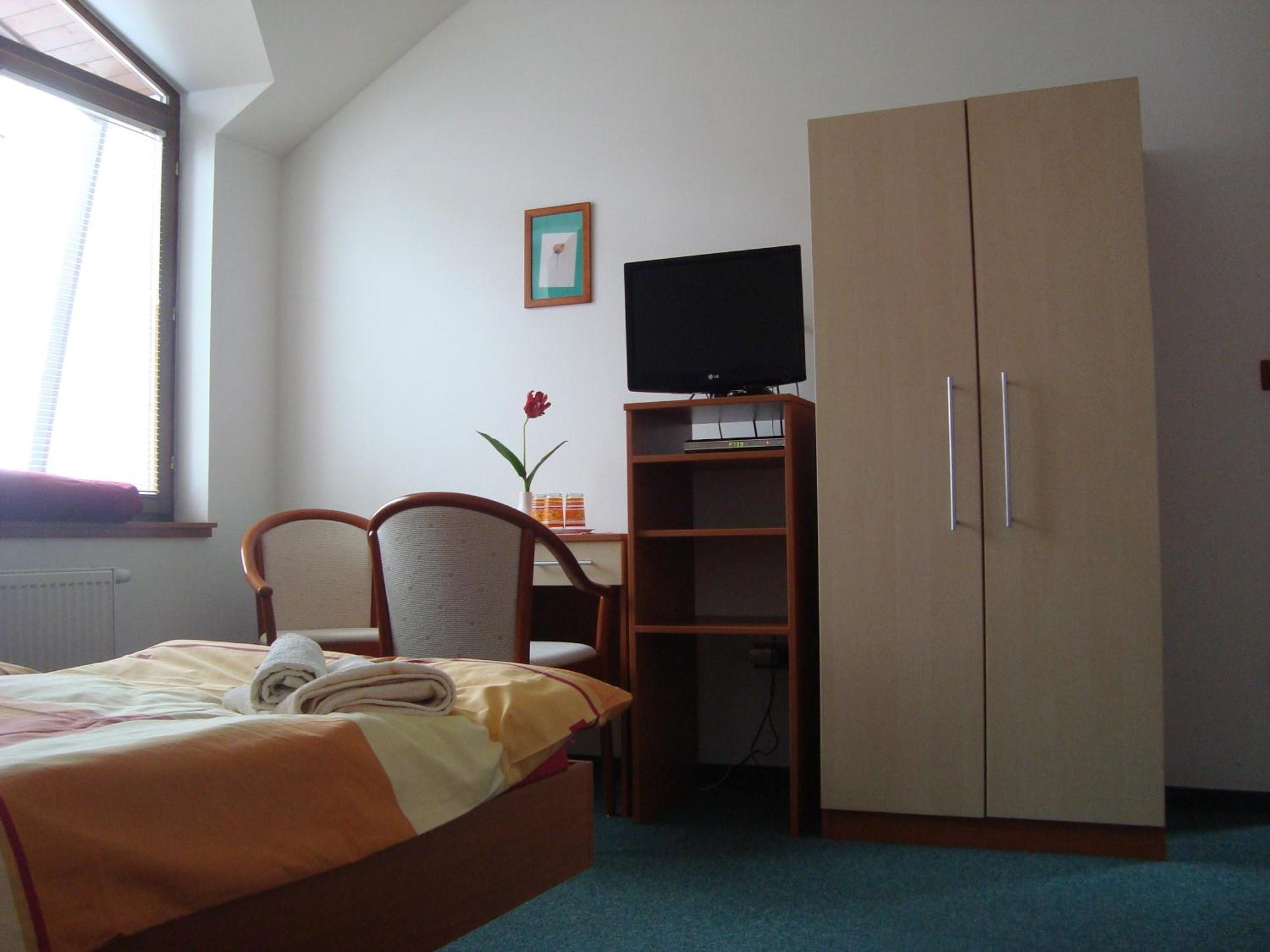 Hotel U Kapra Lázně Bělohrad Exterior foto